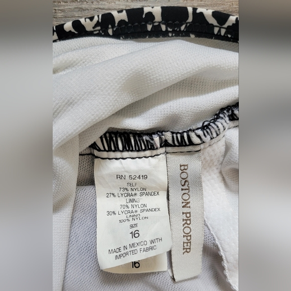 Boston Proper Twist Tummy One-Piece Swimsuit Women's 16 Snake Print Slimming EUC - Picture 8 of 8